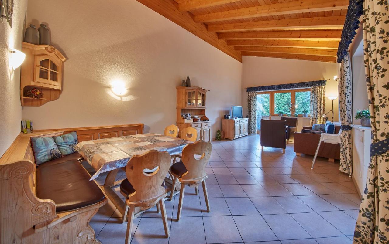 Appartements Hollandia Saalbach-Hinterglemm Exterior foto
