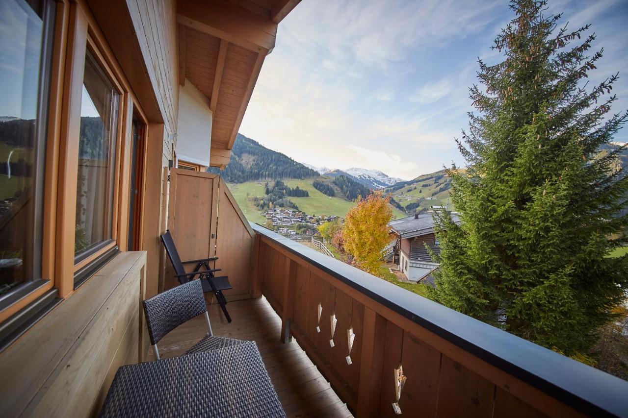 Appartements Hollandia Saalbach-Hinterglemm Exterior foto