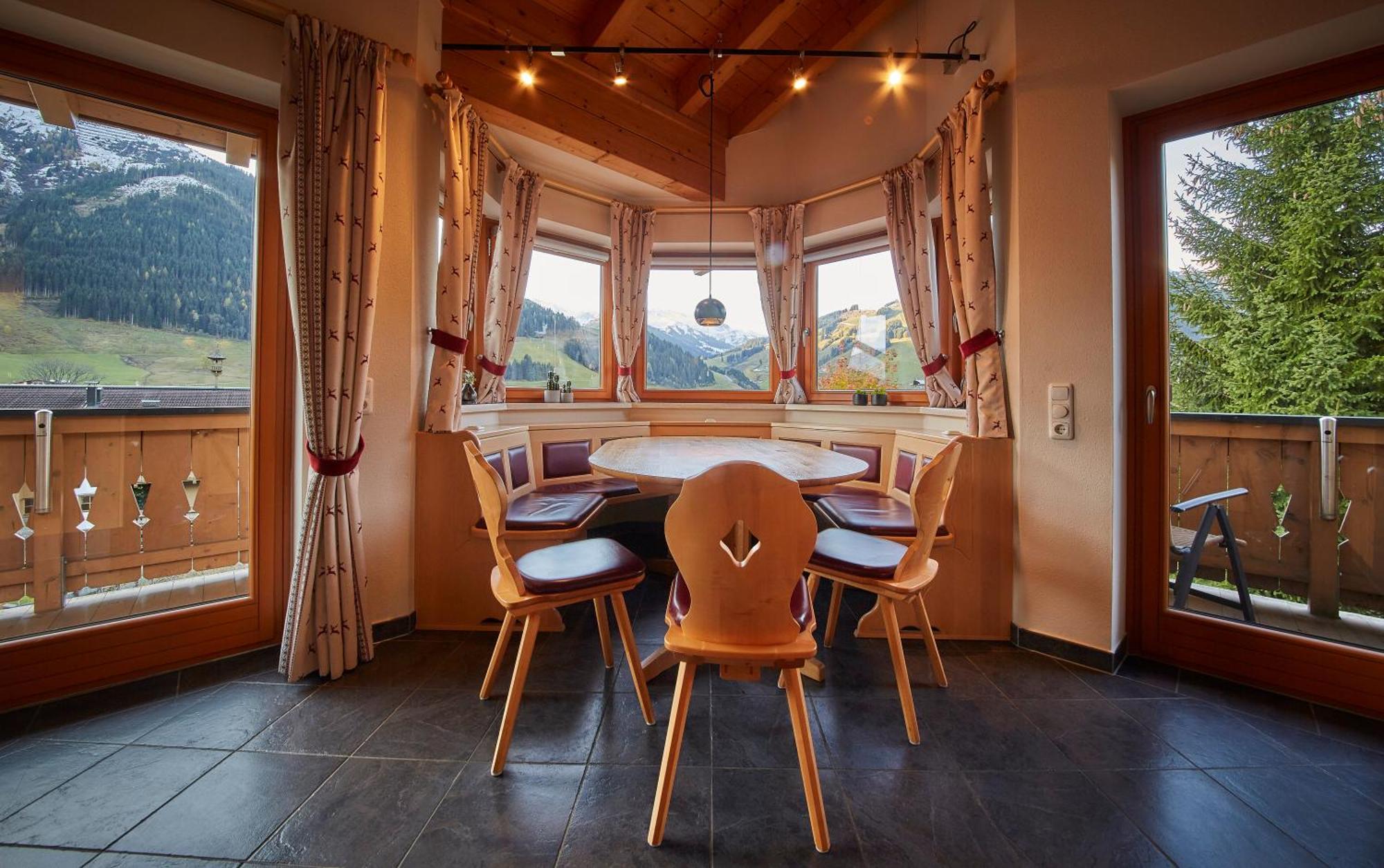Appartements Hollandia Saalbach-Hinterglemm Habitación foto